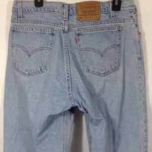 Vintage Levi's 550 Light Wash Tapered Leg Jean